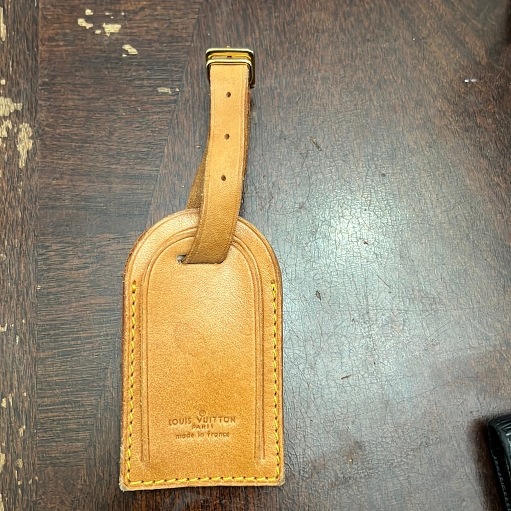Louis Vuitton Luggage tag